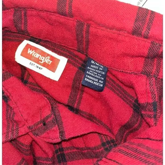 Red Plaid! Wrangler red plaid shirt sz med long sleeve - Picture 9 of 16